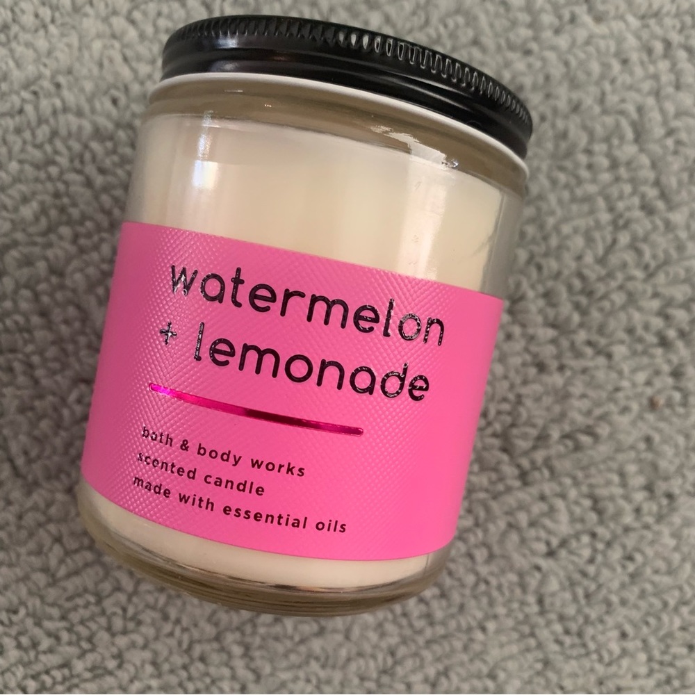 NEW Bath & Body Works - Single Wick - Candle - Watermelon Lemonade - 7 oz